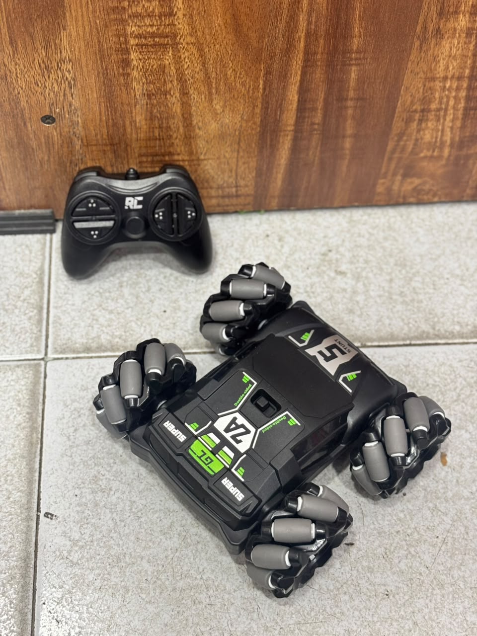 STUNT 4WD RC CAR