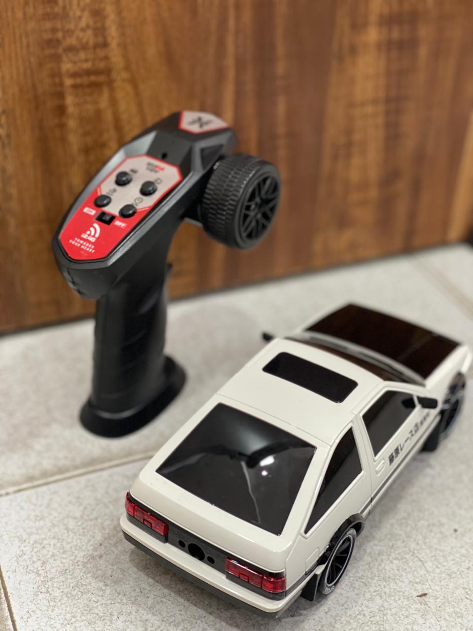 4WD RACING CAR