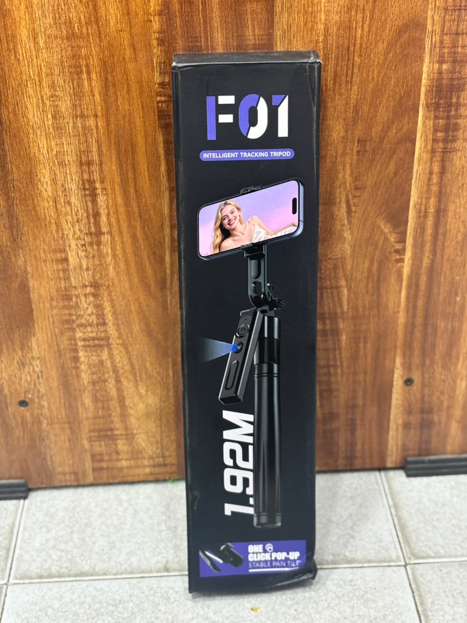 F01 AI TRACKING TRIPOD