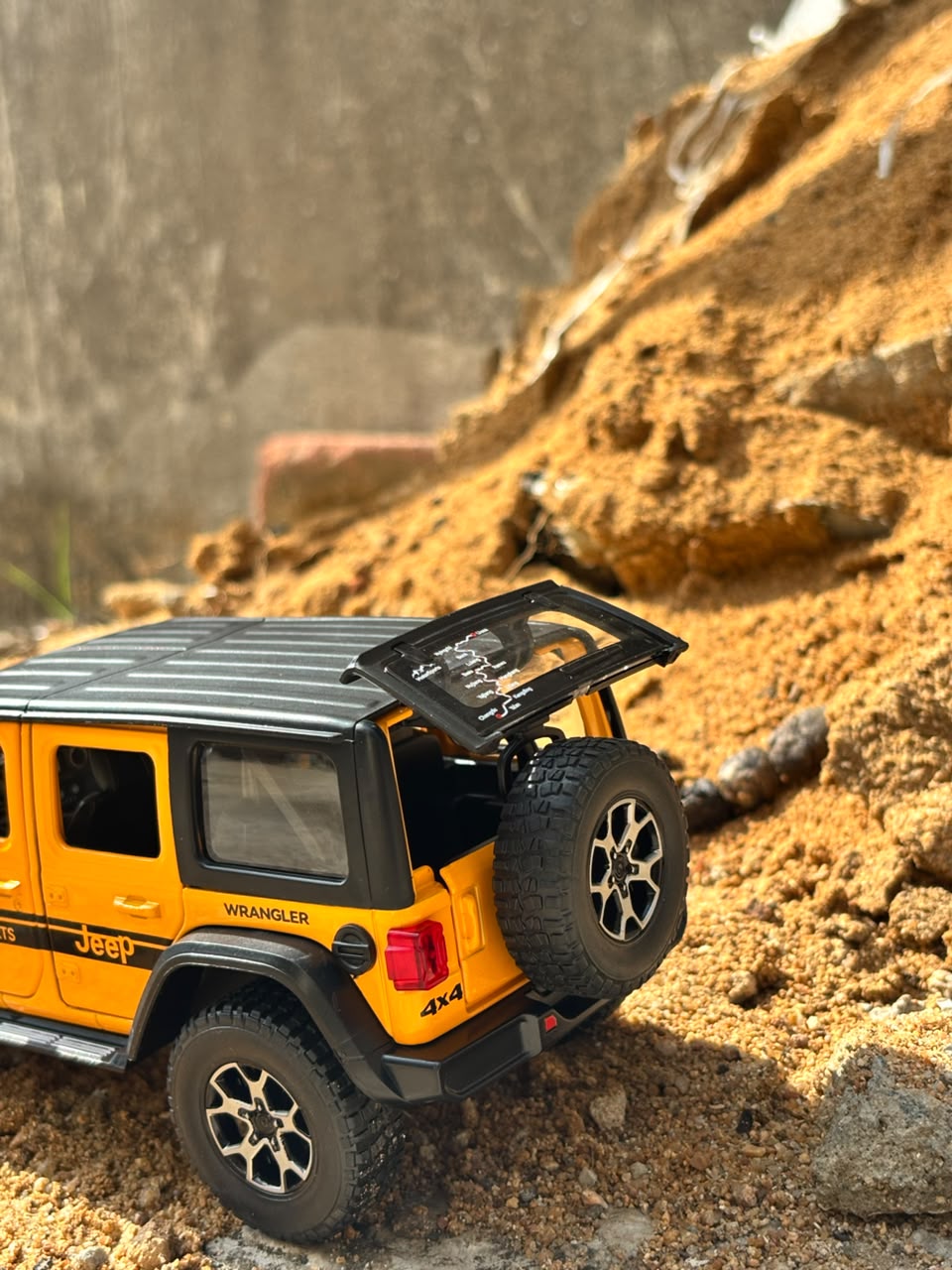 JEEP RUBICON WRANGLER ( DIE-CAST )
