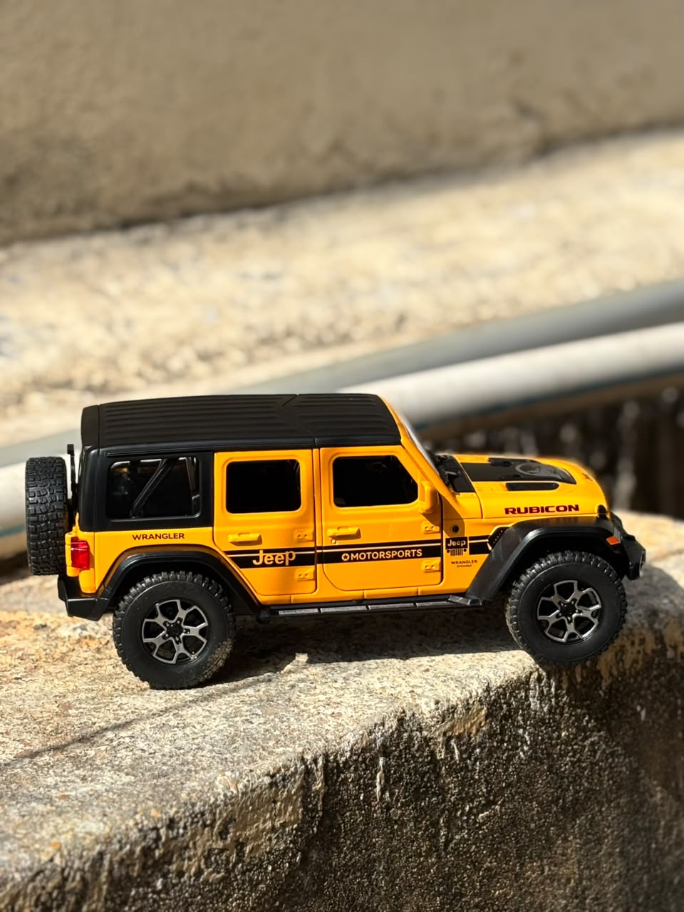 JEEP RUBICON WRANGLER ( DIE-CAST )