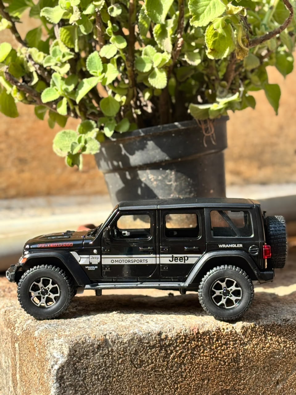 JEEP RUBCION WRANGLER ( DIE-CAST )